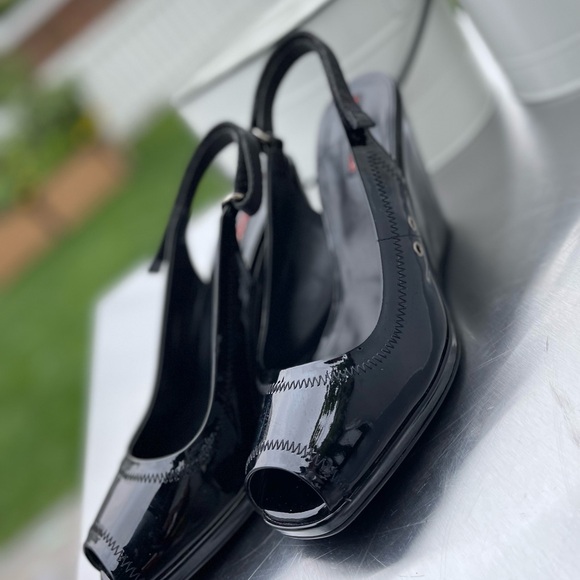 Prada Wedges - Black Patent Leather Size 38.5 - Picture 5 of 6